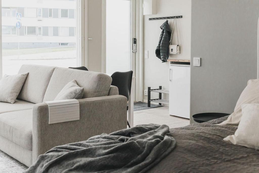 Beautiful New Studio Apartment Nearby The Center Turku Exterior foto